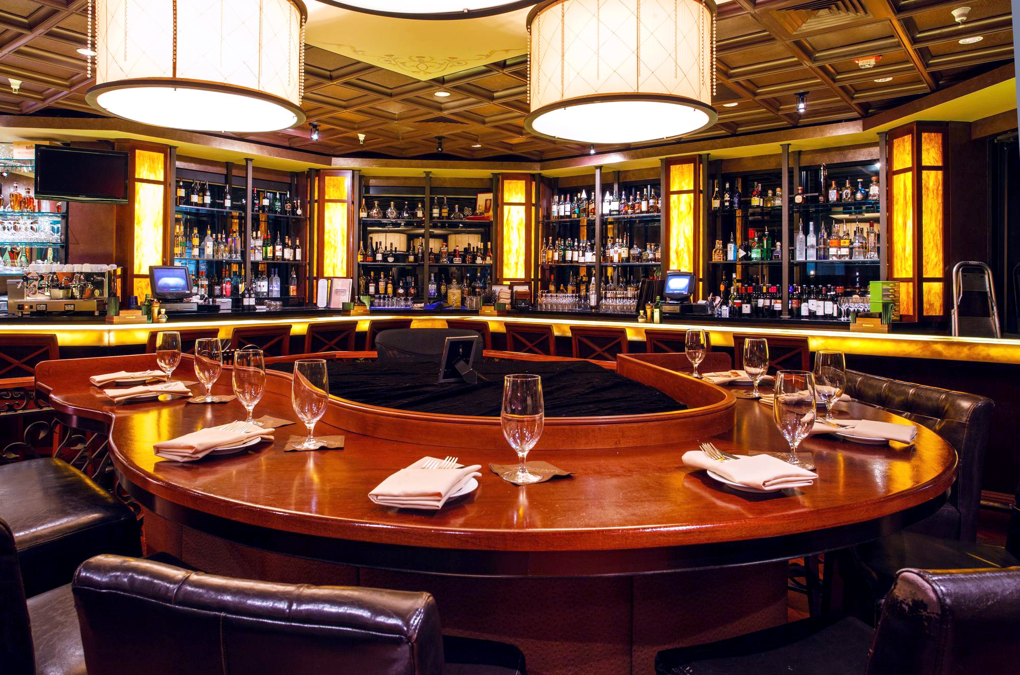 Happy Hour / Lounge Angelina's Ristorante